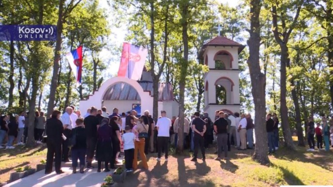 Obijena crkva u selu Bušince
